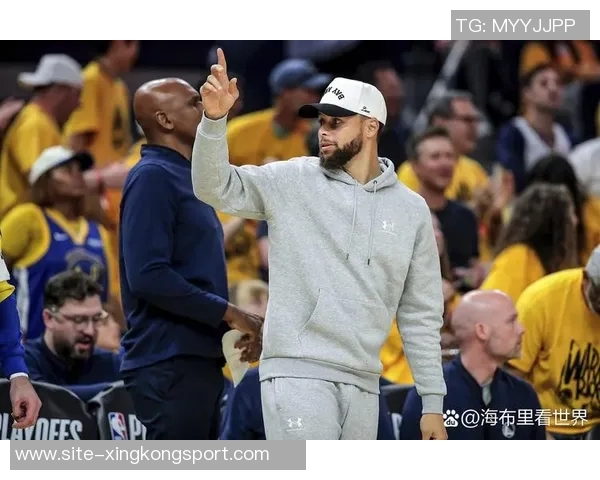 库里谈三分球激增原因科尔进攻体系完美契合我的风格 库里谈三分球激增原因科尔进攻体系完美契合我的风格