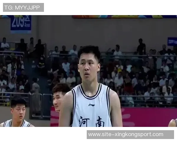 全运会小组赛周琦领衔四川男篮轻松战胜河南队取得胜利 全运会小组赛周琦领衔四川男篮轻松战胜河南队取得胜利