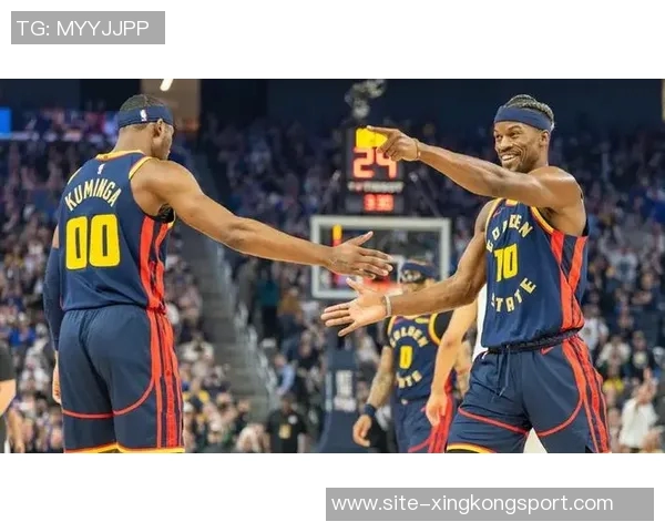 科尔透露巴特勒因脚踝扭伤缺席训练对湖人比赛出战存疑