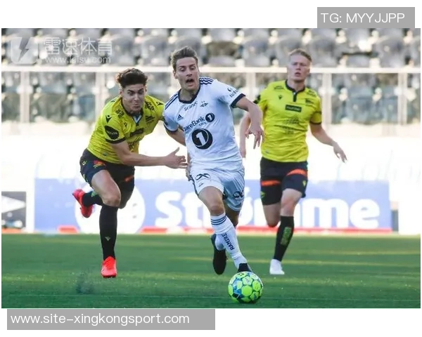 半场战报辽宁铁人与苏州东吴攻势平淡仅有1脚射正双方互交白卷 半场战报辽宁铁人与苏州东吴攻势平淡仅有1脚射正双方互交白卷