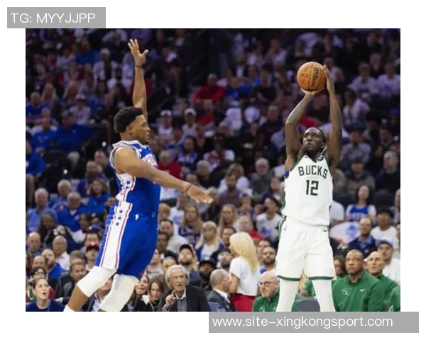 罗林斯火力全开11投8中三分球完美4投4中砍下25分助攻与抢断双双上双 罗林斯火力全开11投8中三分球完美4投4中砍下25分助攻与抢断双双上双