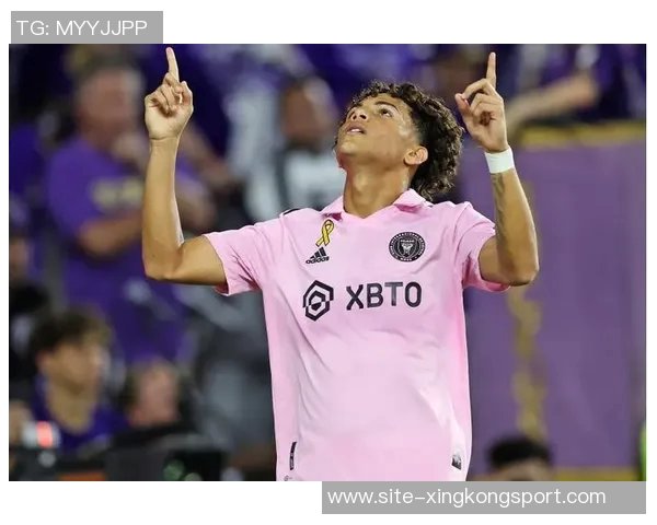 迈阿密国际宣布与大卫鲁伊斯续约至2028年并附加一年选项 迈阿密国际宣布与大卫鲁伊斯续约至2028年并附加一年选项